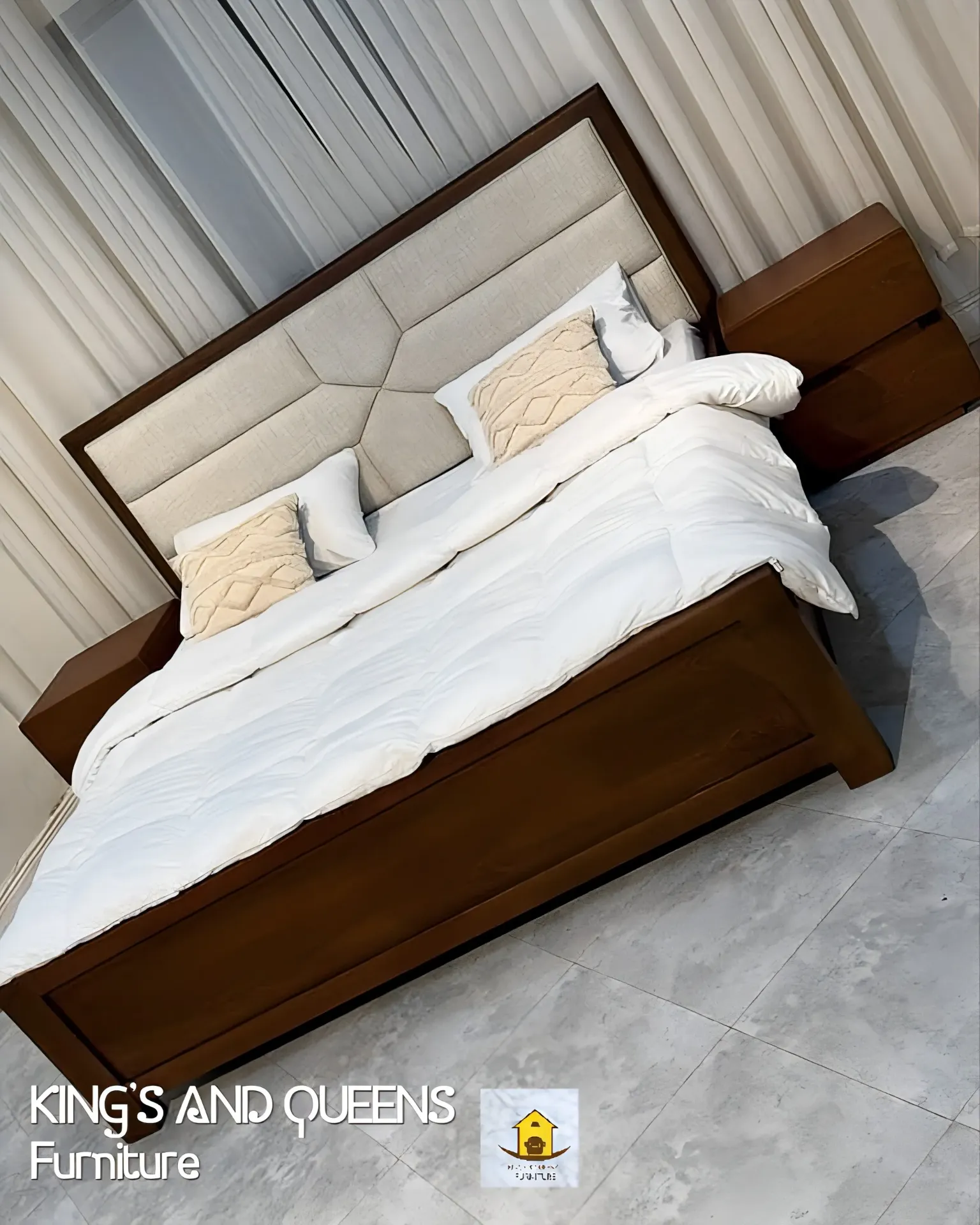 Mahogany Bed with Front Mocket 5 X 6 + Bed Sides